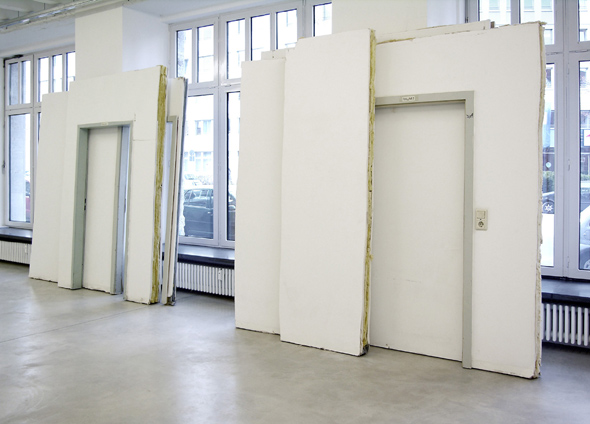 Florian Slotawa, Wall Fragments Studio, 2009 