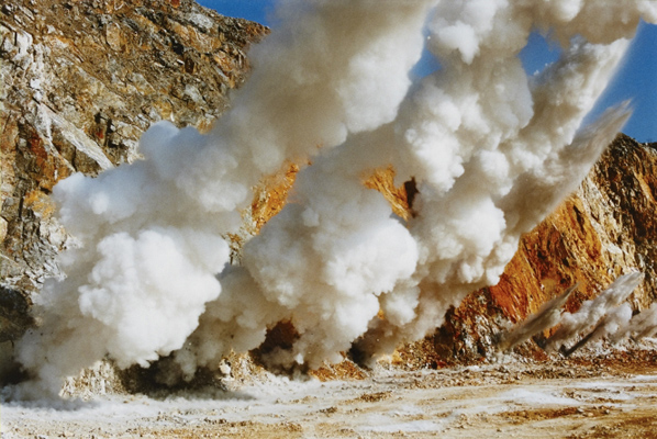 Naoya Hatakeyama, Blast #14117, 2007